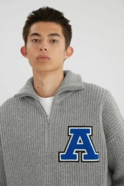 Axel Arigato Truien & Vesten Team Halfzip Sweater Gray