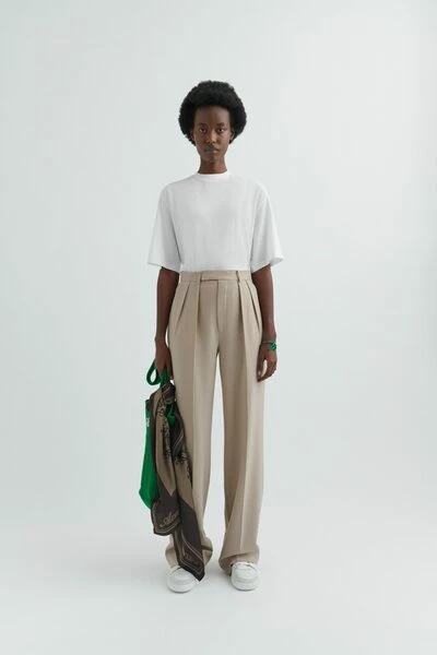 Axel Arigato Pantalons Jackie Pleat Trouser Beige - Afbeelding 2