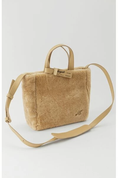 Axel Arigato Handtassen Shearling Small City Bag Beige - Afbeelding 4