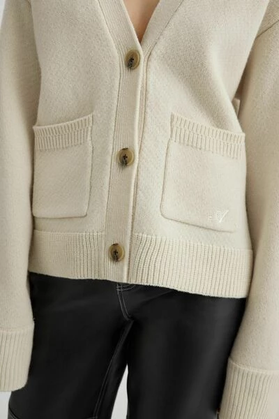 Axel Arigato Vesten Memory Relaxed Cardigan Beige - Afbeelding 2