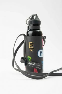 Axel Arigato Schoudertassen Racer Leather Bottle Bag Brown