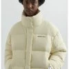 Axel Arigato Gewatteerde Jassen Halo Down Jacket Beige