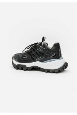 Axel Arigato Sneakers Black